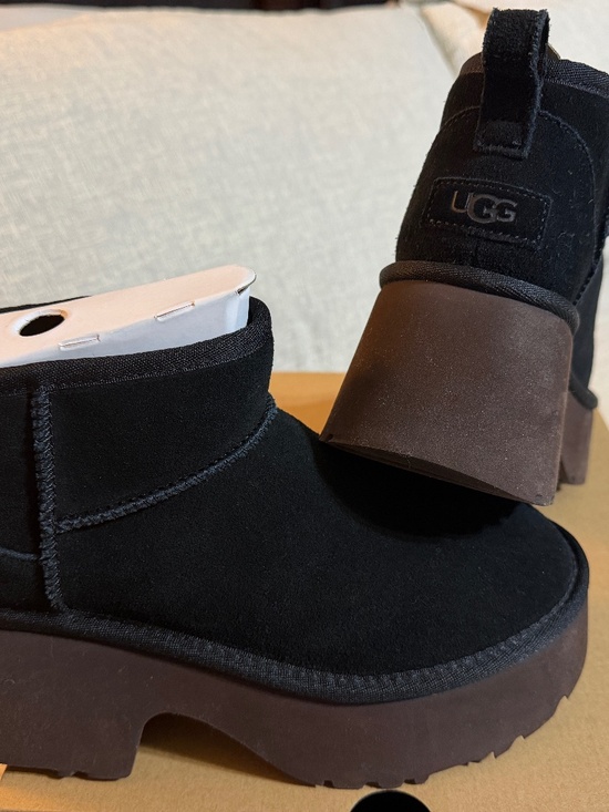 UGG Shoes - Ugg short winter shoes